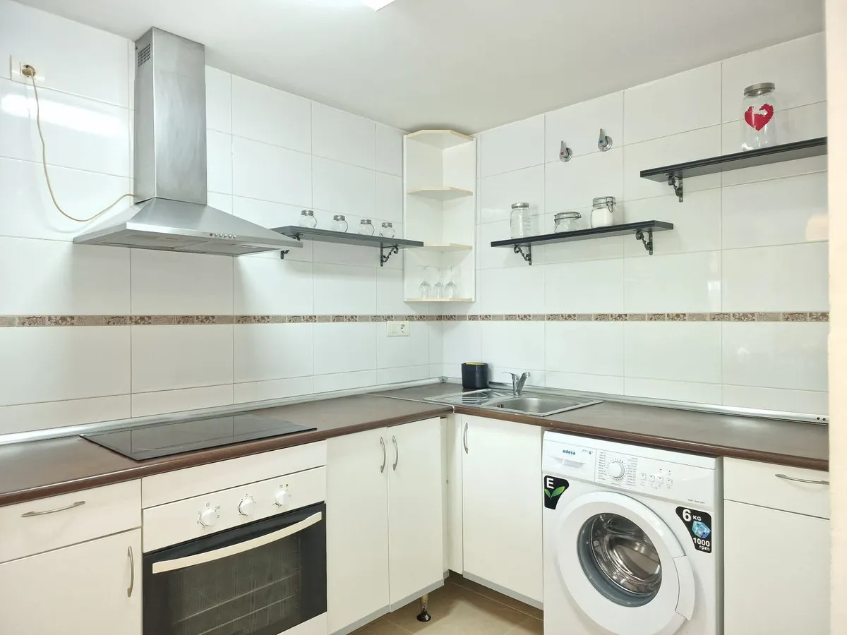 25b092eb-0051-40b1-afdf-694ef1ca950b