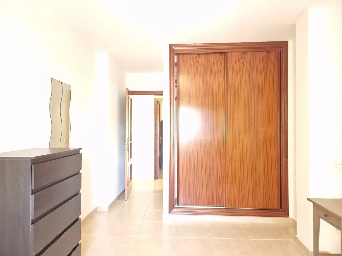 519037b9-1f6a-48e2-893a-5bd696a45bd2