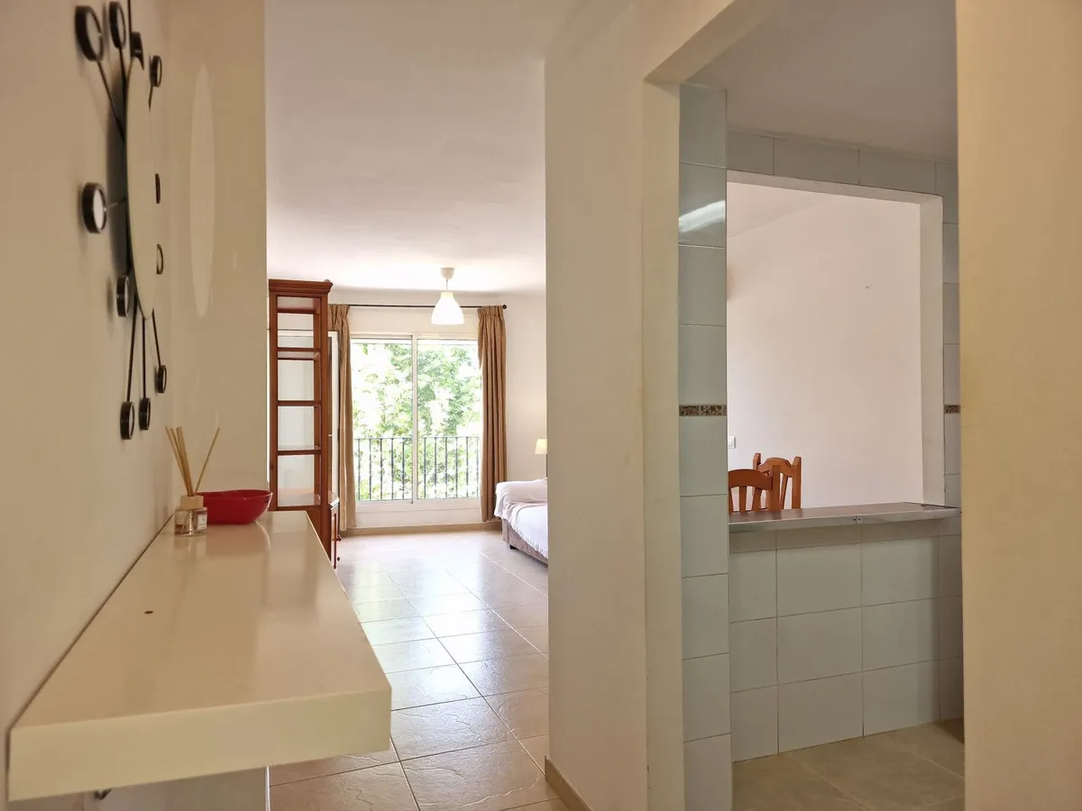 5a8d74ab-20b2-4fb4-8142-483d69c0b4a2