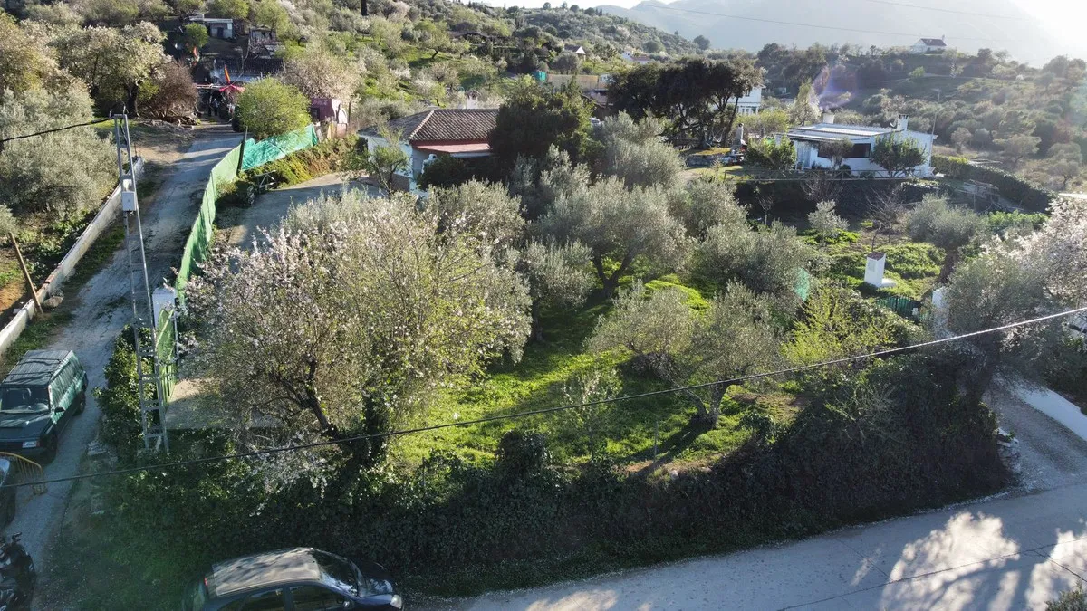 ad8548ef-d259-4042-9858-b9cbfa6807cc