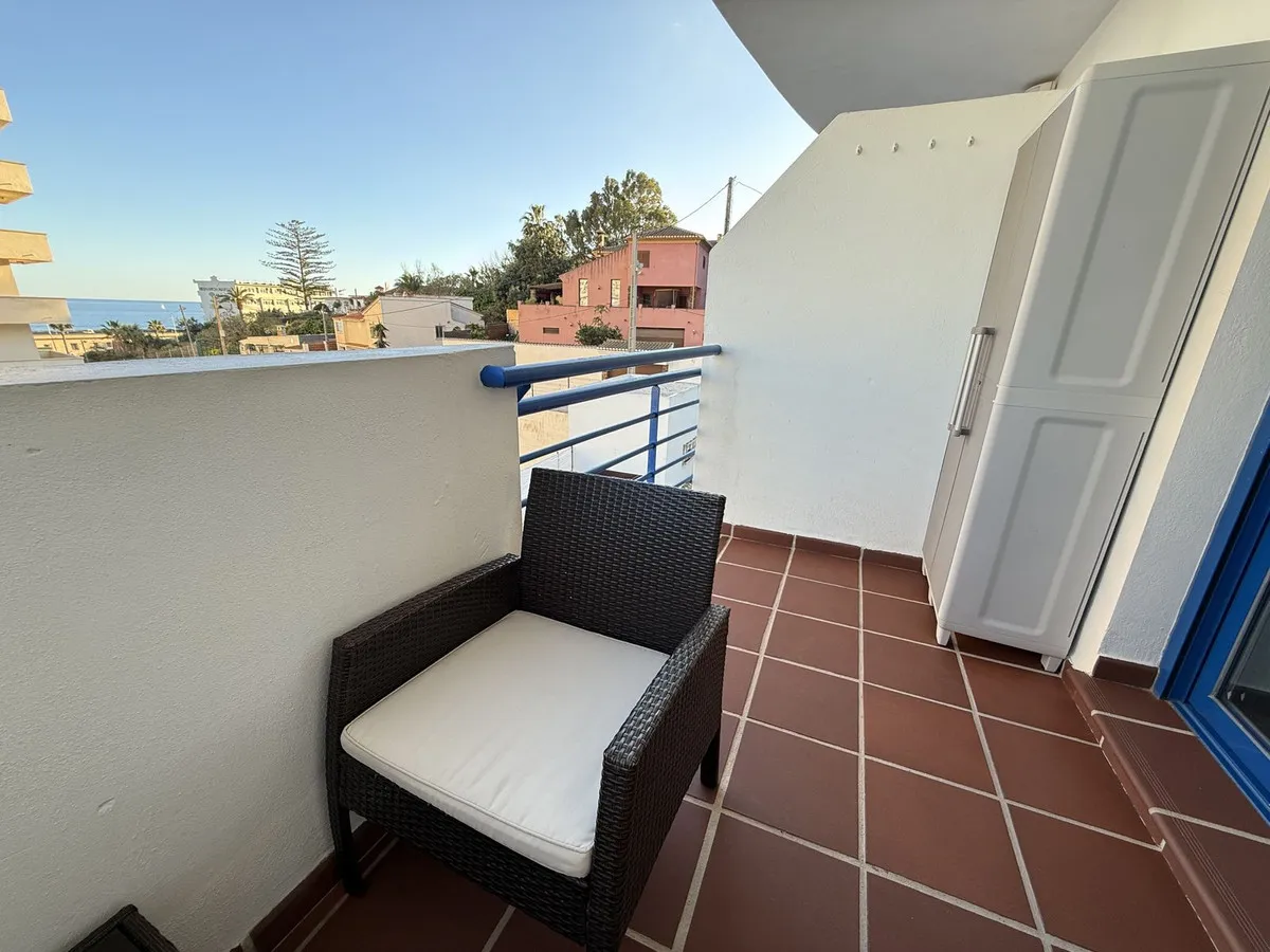 19faf6a0-814f-48ac-b8b7-ccb036d256da