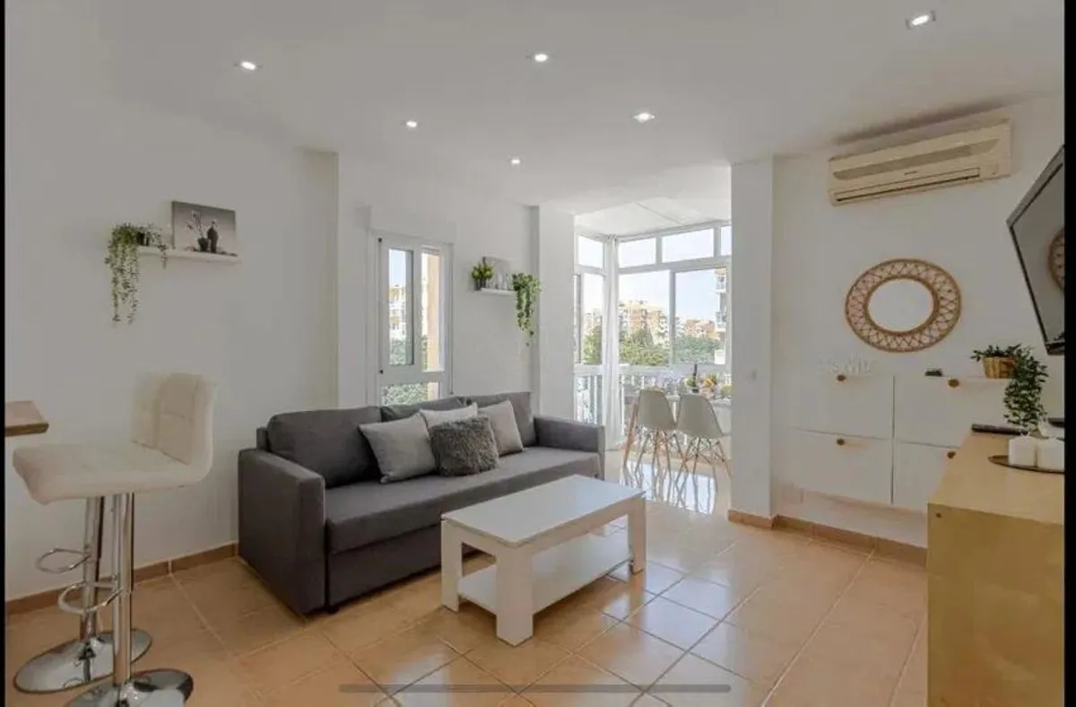 cf3526c8-7829-4aab-a30d-6b7e58c5fa05