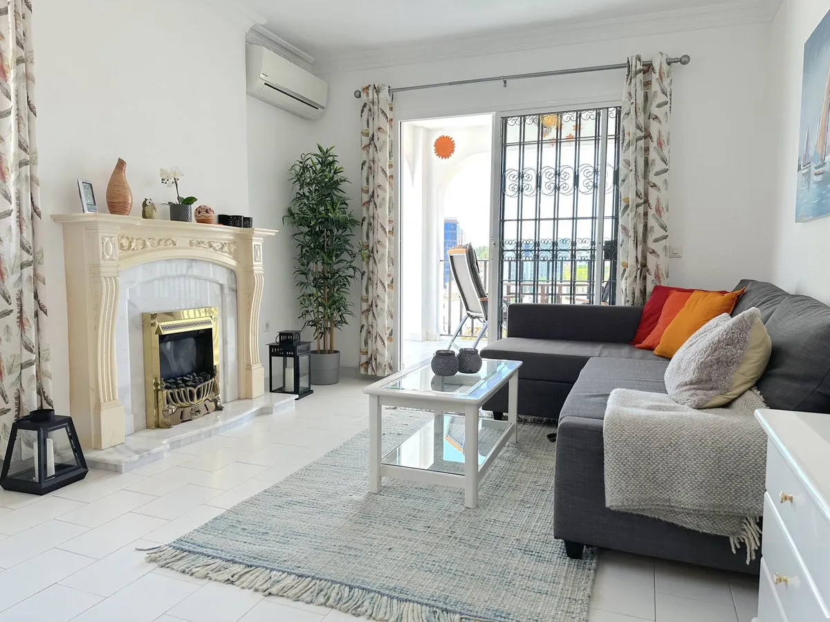 2a7f902b-814b-4268-8411-82b8b625fd3d