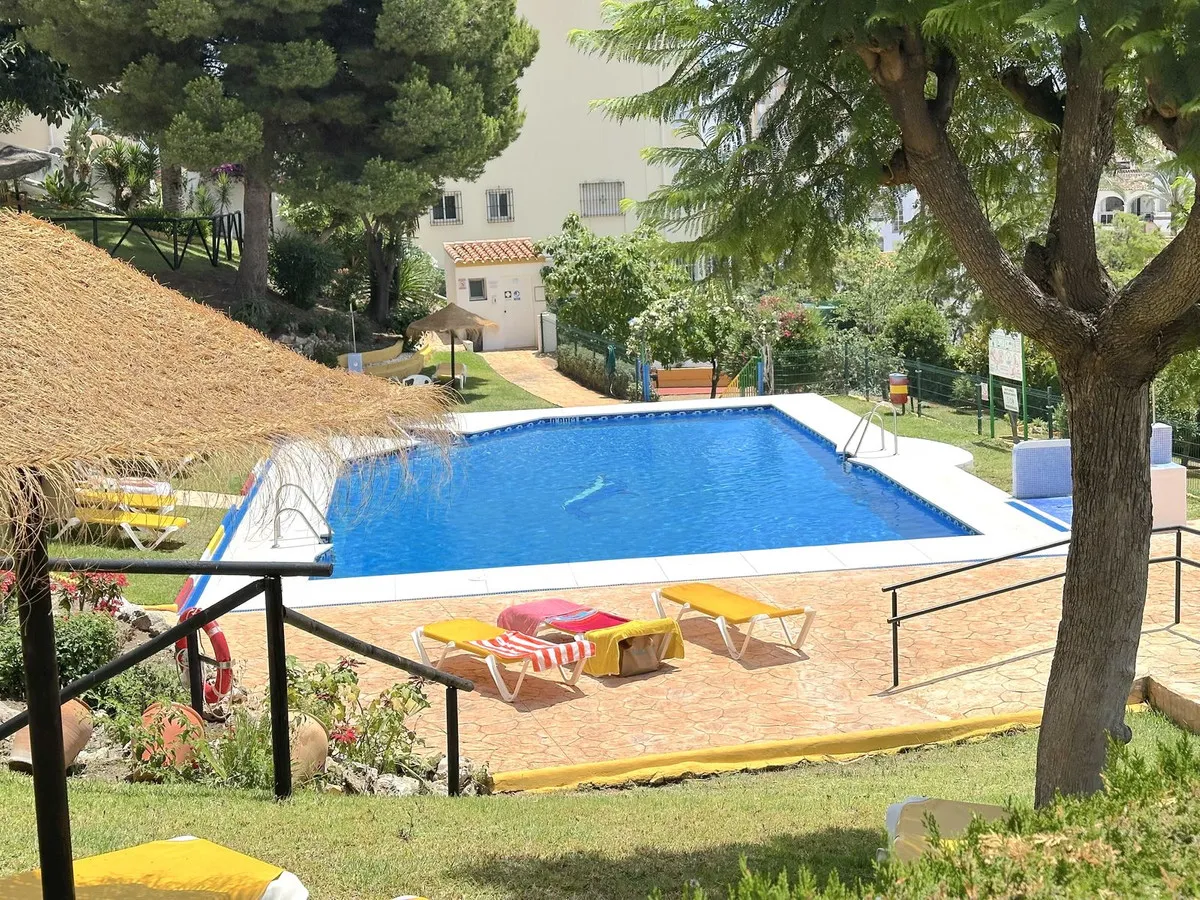 6716f7eb-5525-4e12-9195-cdad9f80c7f8