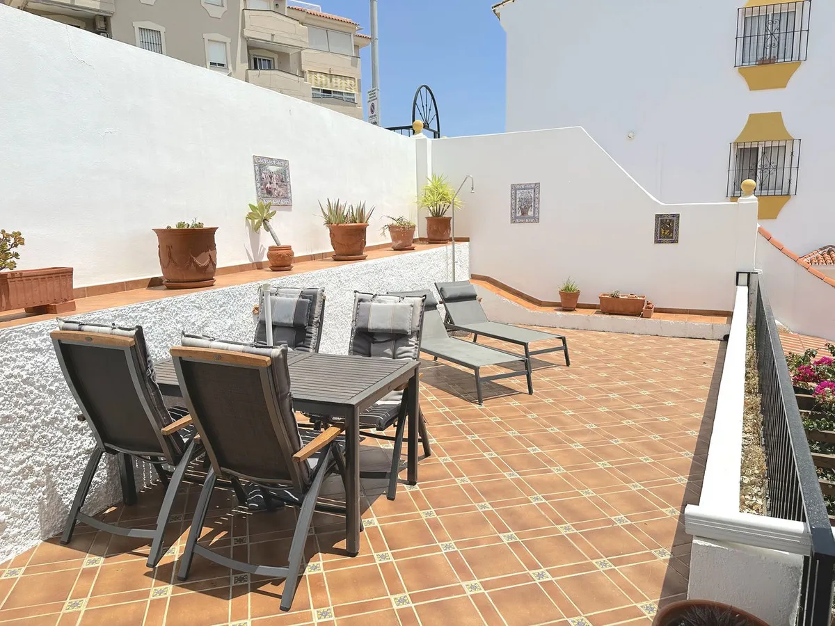 748d9ad3-f823-4724-b566-0dd74d8ffa8c