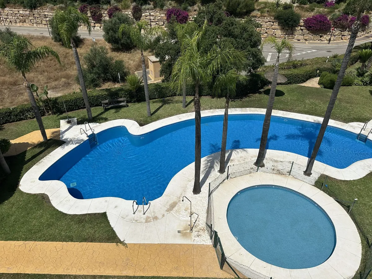 5a0df09d-86dd-4737-a6a3-7d8936e8445d