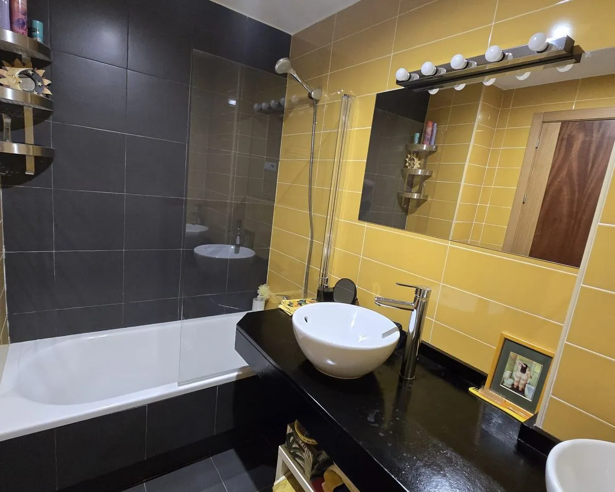 0f1a0878-9c5f-460a-9235-43c8ecf07781