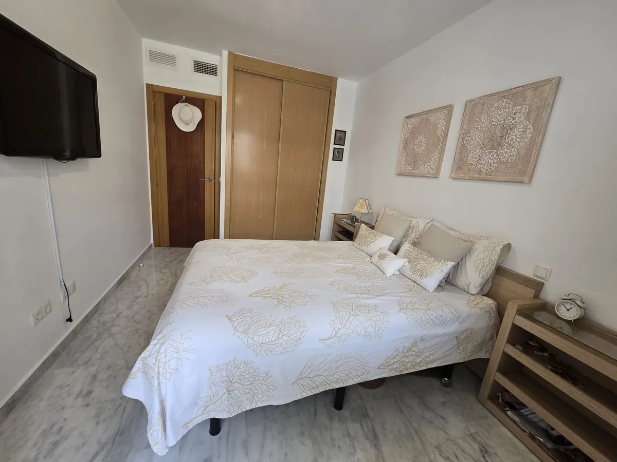 2c612d2f-d2f2-4cde-992d-bc9c844b6918