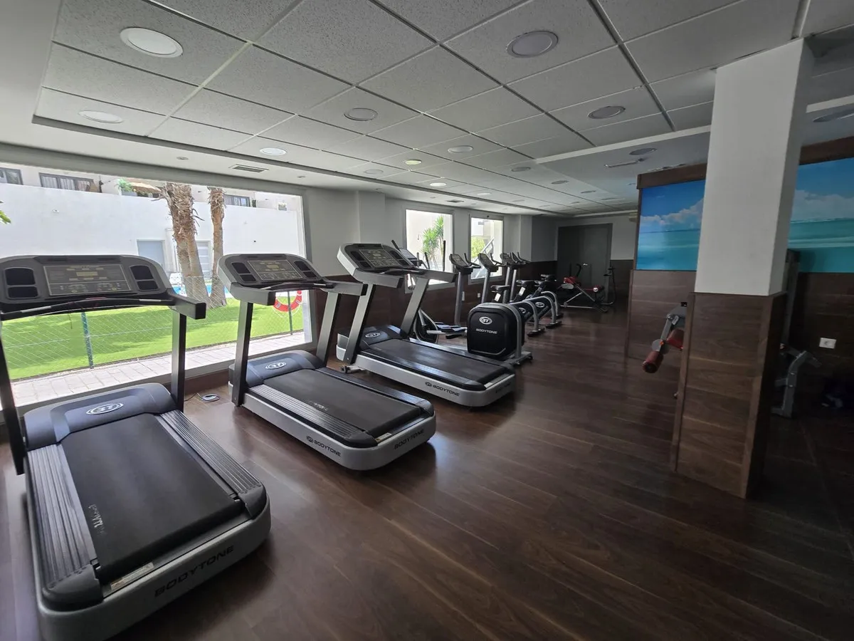 a2e3b5c7-9e10-4bf4-8515-e8c0cbeb6e0a