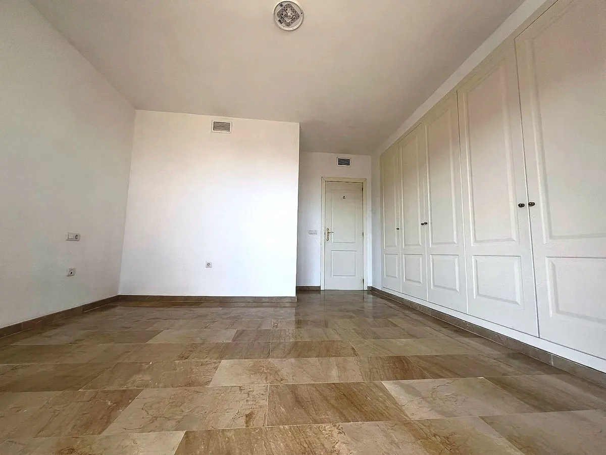 f25d4e52-c2cc-4a90-828c-711e801ebca1