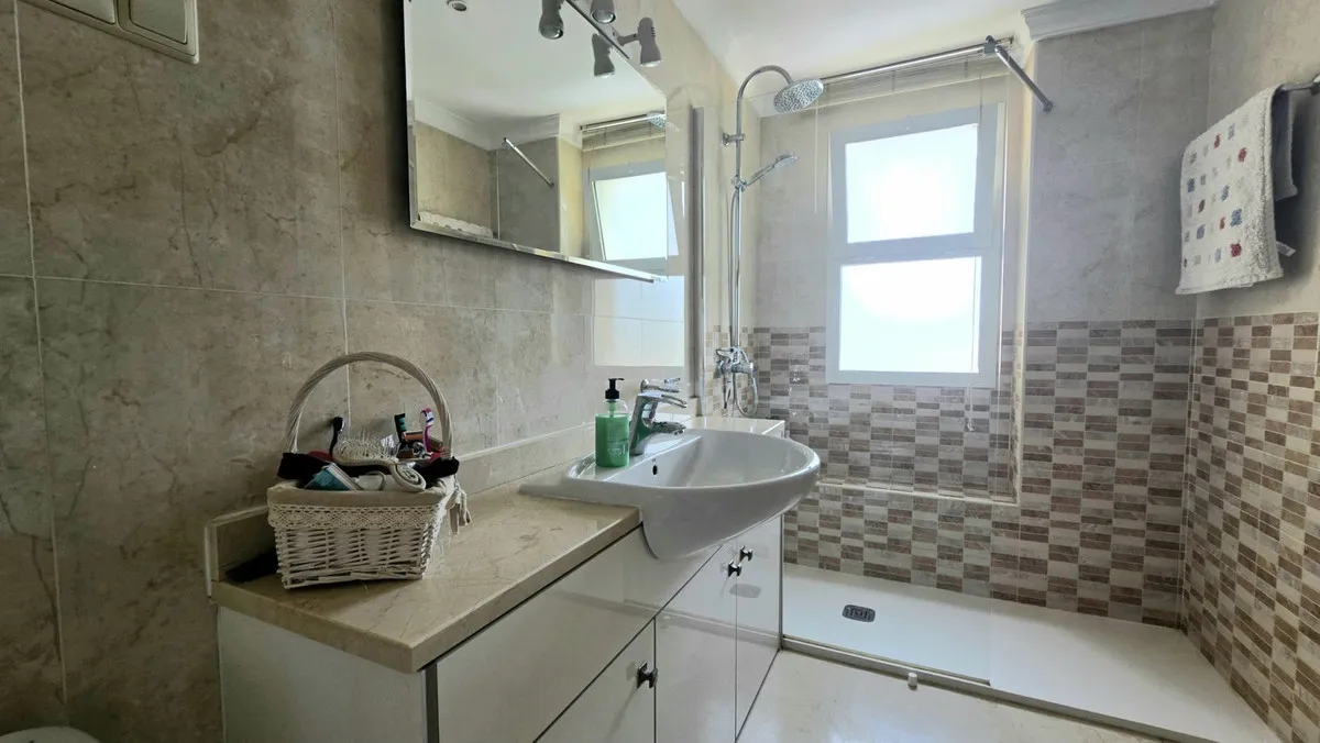 2527e983-1b66-4cf1-8472-f383bc53b055