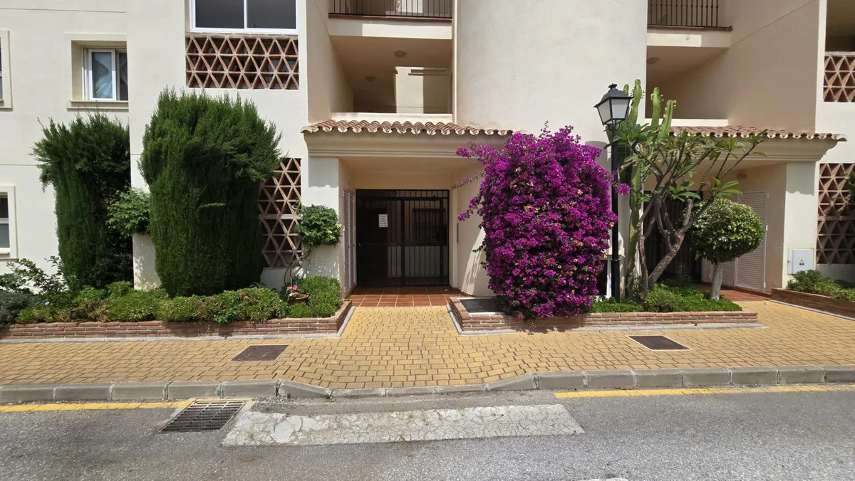 a5745910-aa83-4ac8-aacc-6654574edae2