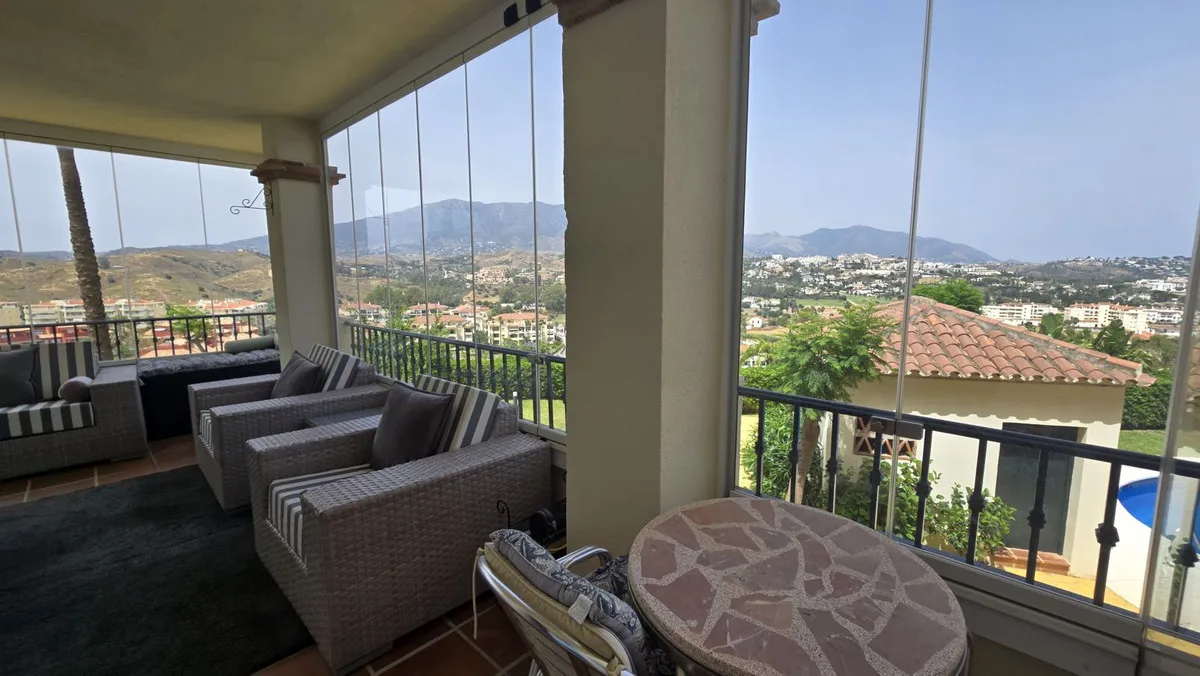 ed415c2b-7aa8-4a7f-b25f-f7e2dfea5602