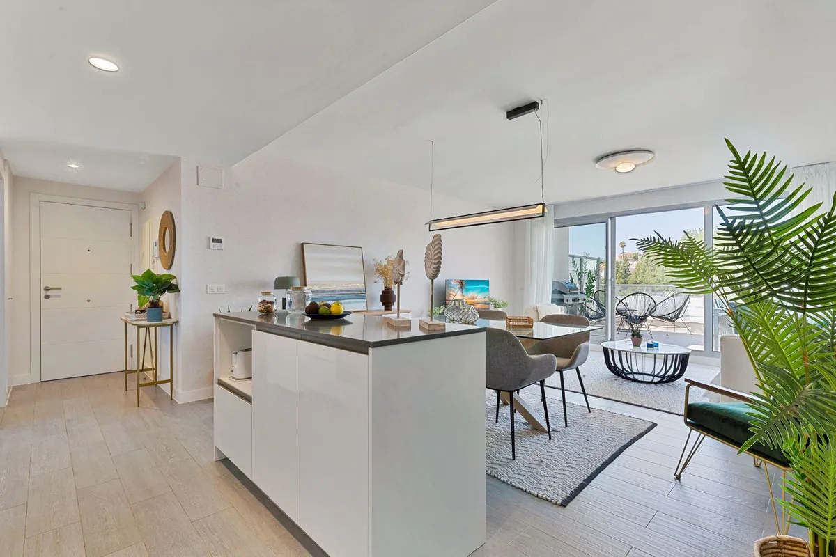 355738e7-b6fe-4b0a-b356-d859b6be006a