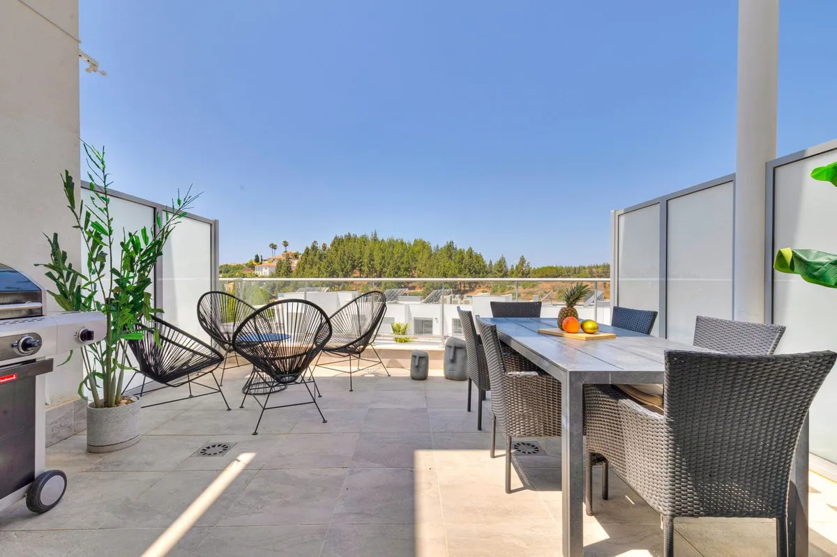 5bd2b23f-3eaf-4fb5-b37c-2b8dc8ebc61c