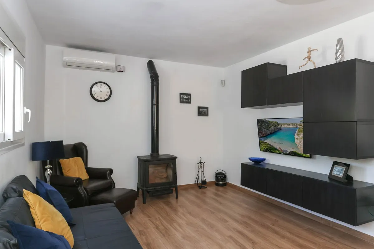 0a8d935b-b5cf-425e-bd4e-aad8adc51e64