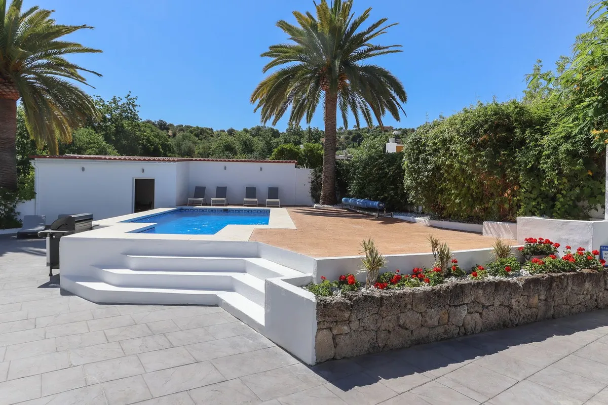 286e5cef-1eac-4c23-bc9c-d86e90fa7203