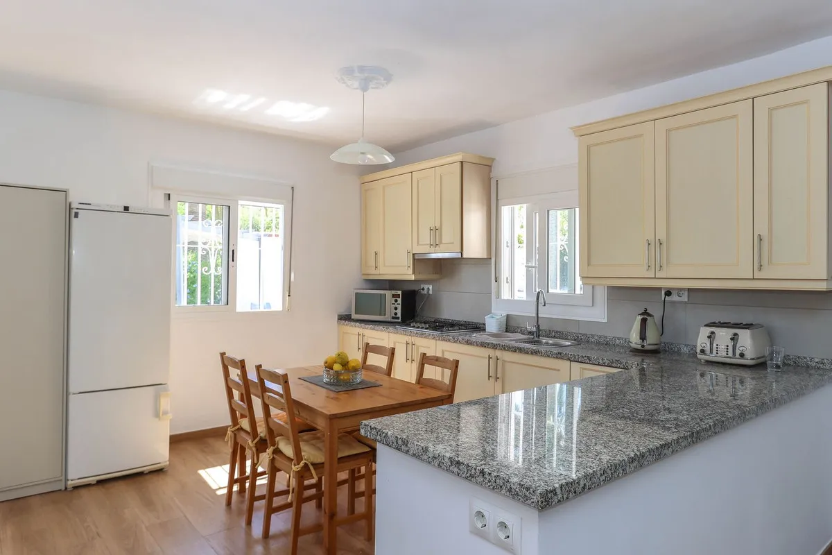 924200e1-00ca-4c1b-8a53-7665ce87a167