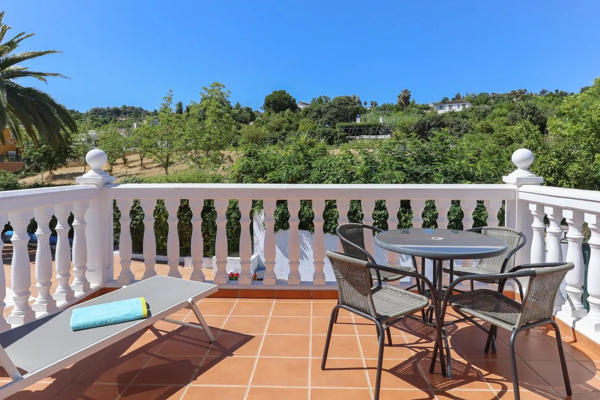 a41a9e34-325b-41e8-a75d-54e32d16cf8c