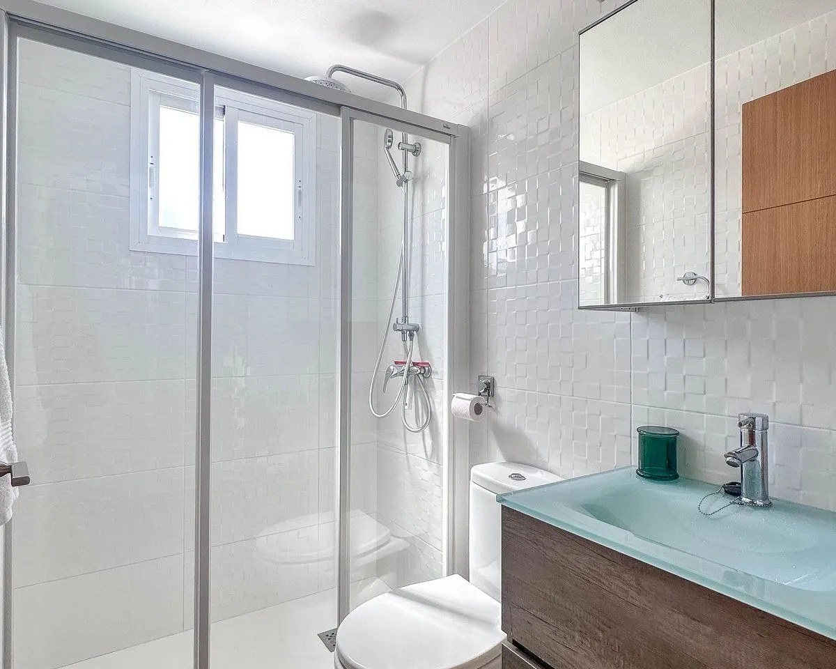 c1047c6e-db36-418f-9e11-e8a051528692