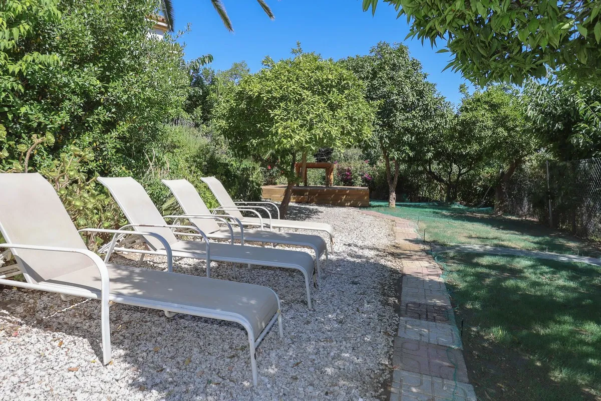 fb099cb8-1466-4f0a-892d-d1aa14e52ae6