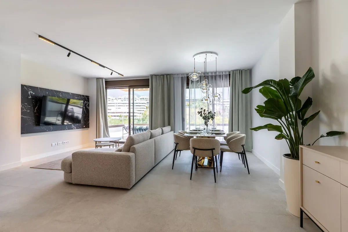 20caed78-dbc7-4c70-9158-209408af8167