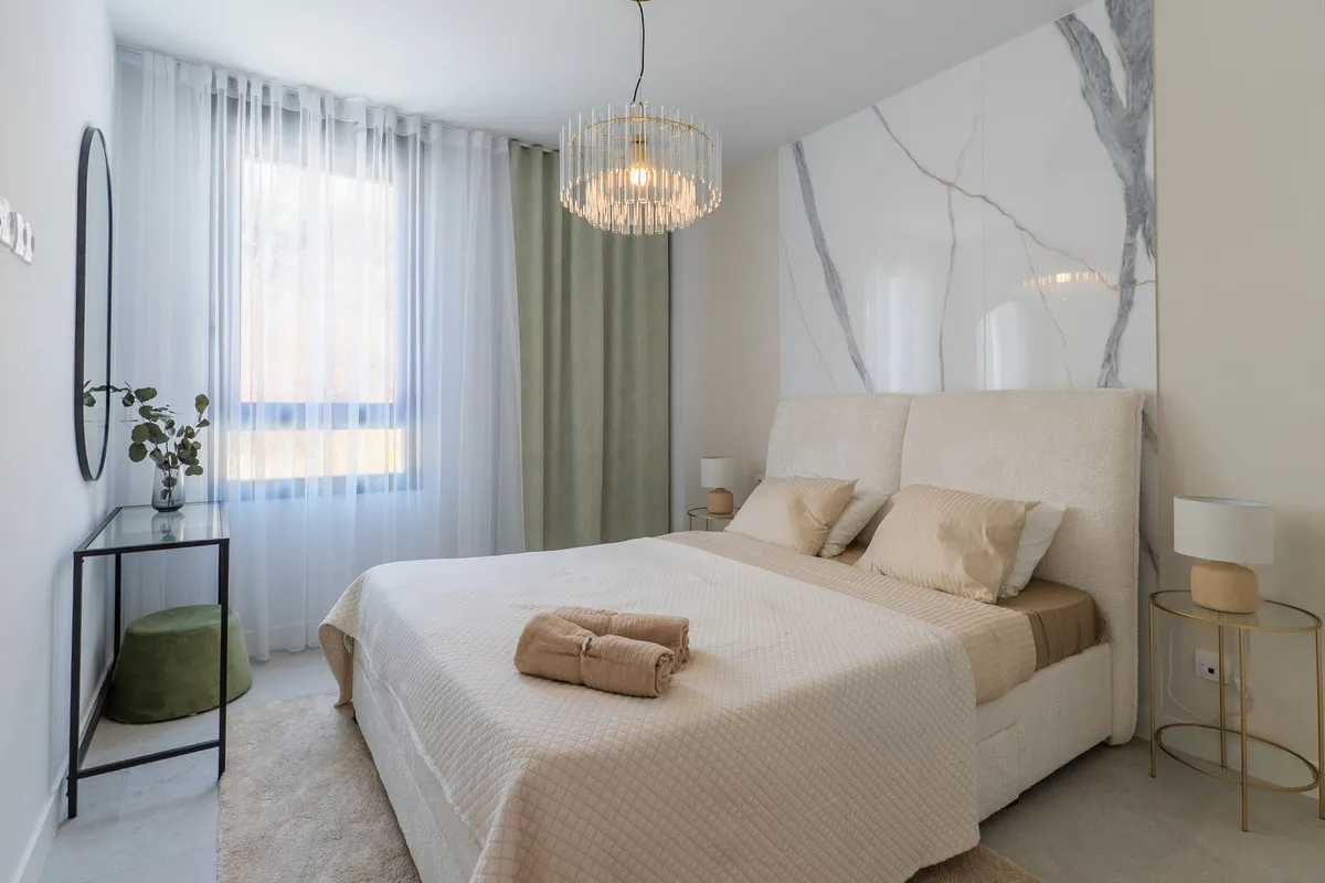 96eb0e5d-0fde-433b-8af5-e3b9492a32d9