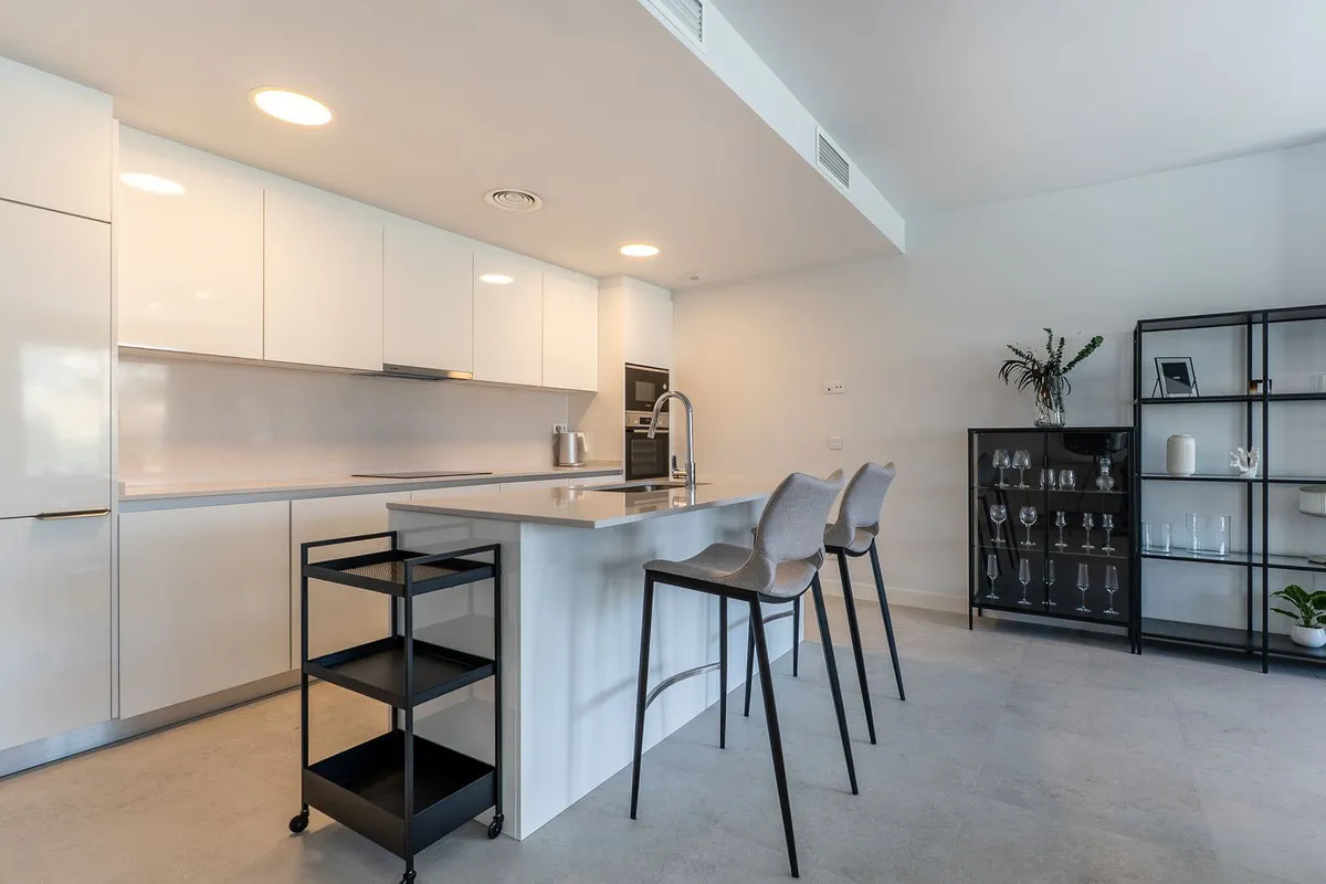 bfdc7556-c89f-4709-8819-8c019cab07ea