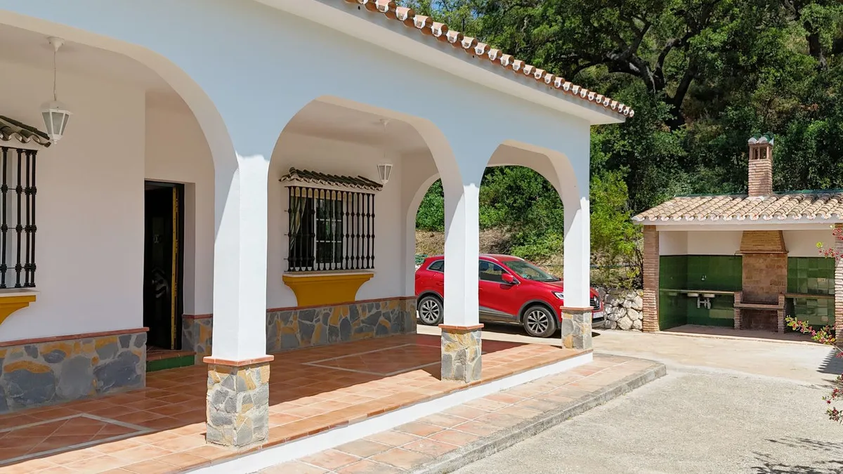 3d36ee6d-c626-424b-8a74-c58698616c6f