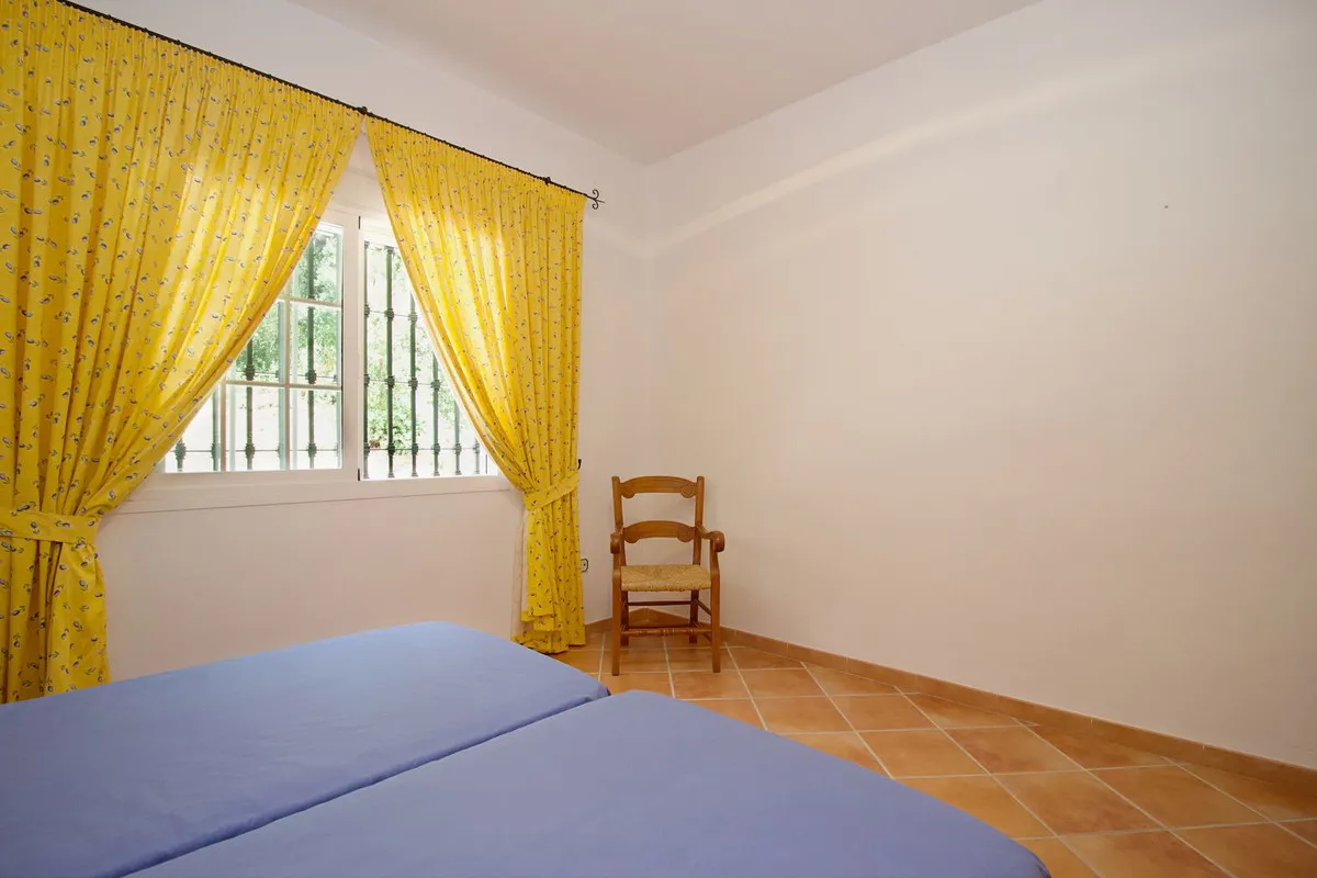 42e54c5d-7e20-402b-990f-cb2d4782fe2b