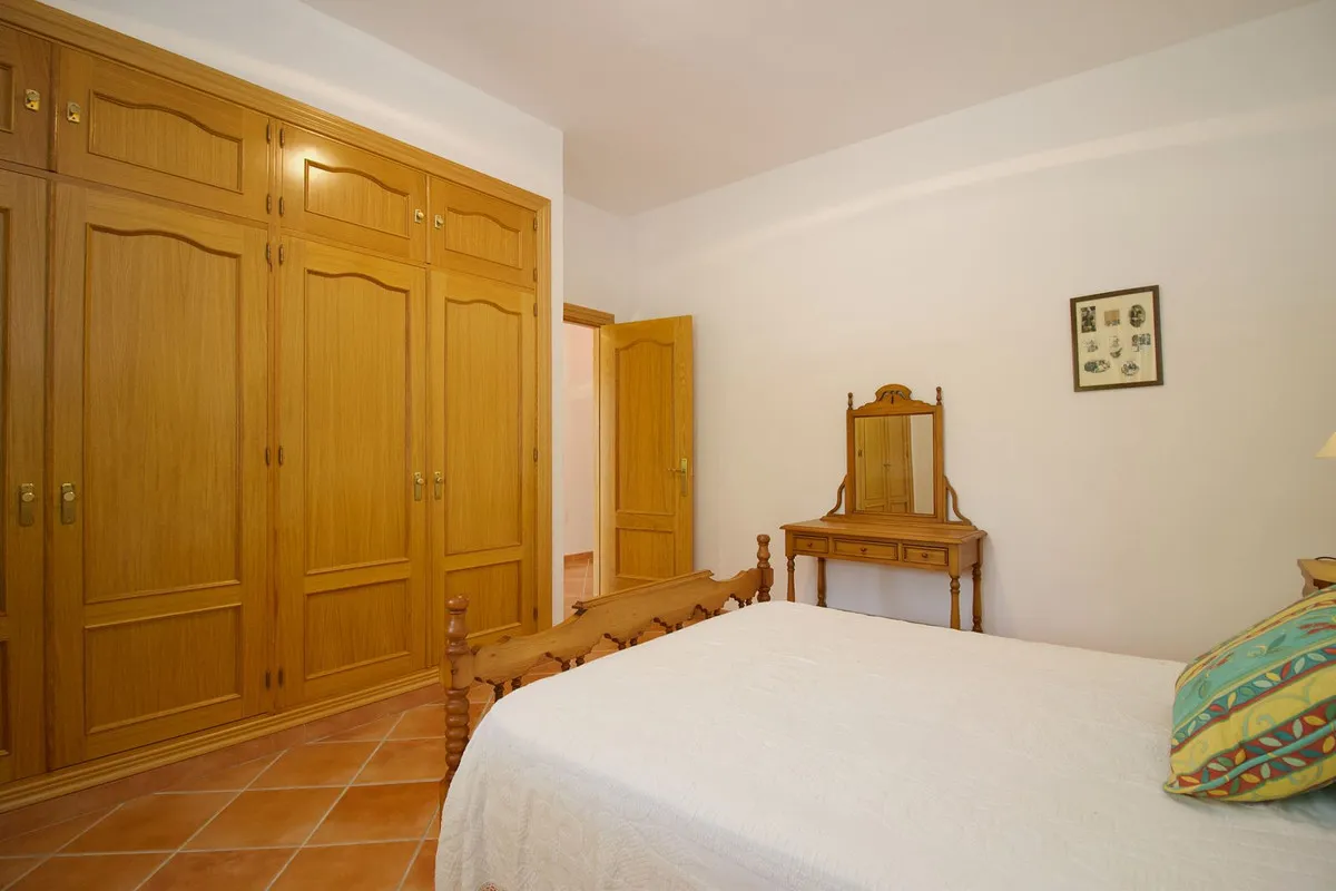 6b8907fa-6edb-4530-b14b-06f7cc199487