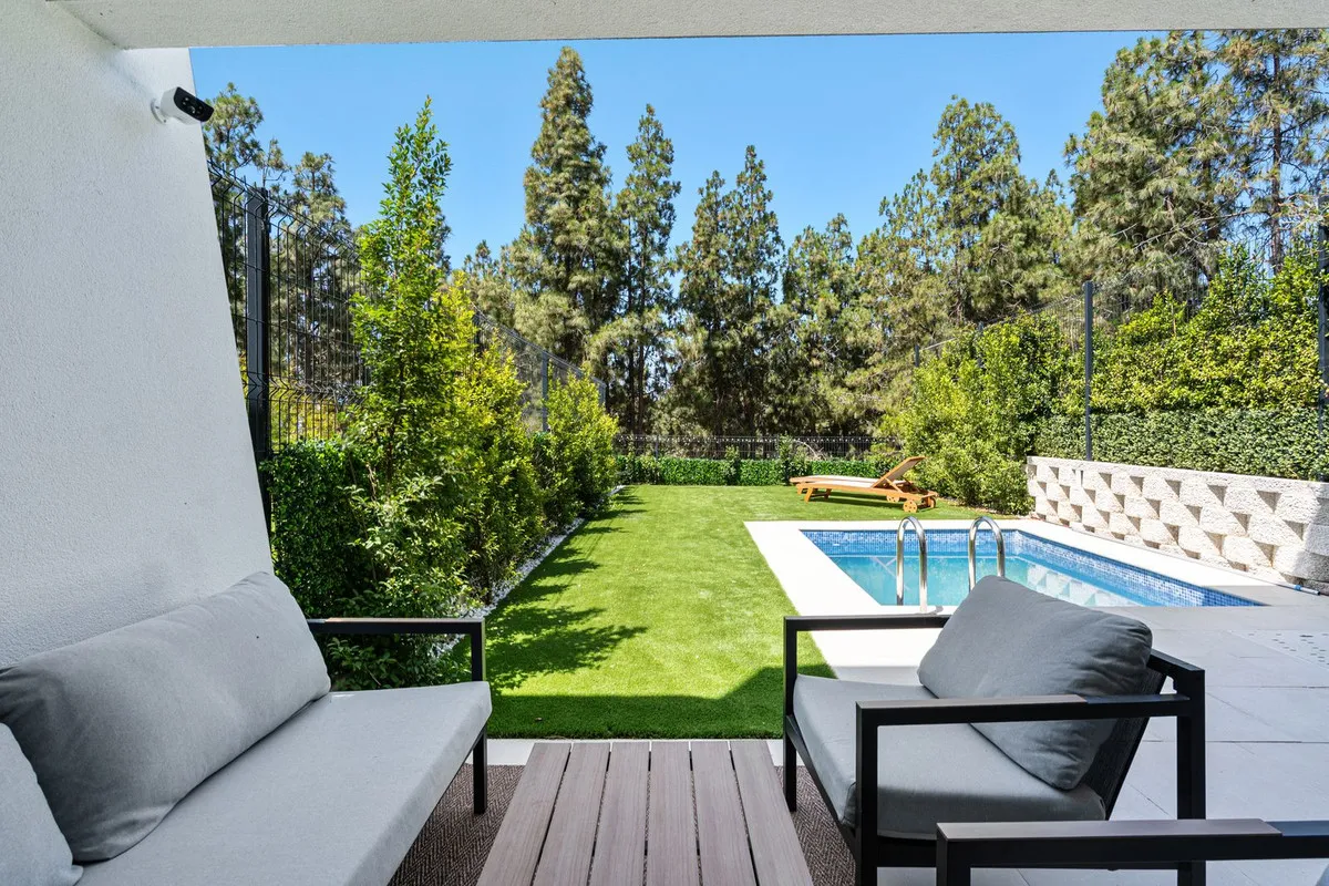 6c8aa236-cfa8-4cc6-ae1e-71b135aee9b0