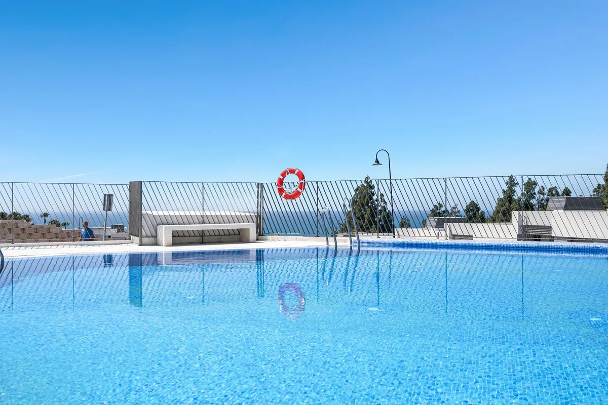 da19993c-9b42-4f74-a9e2-98626b5e8b64