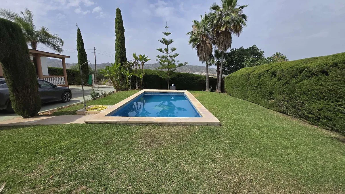 2a36d41b-ff94-4aef-a9f6-b478d492622b