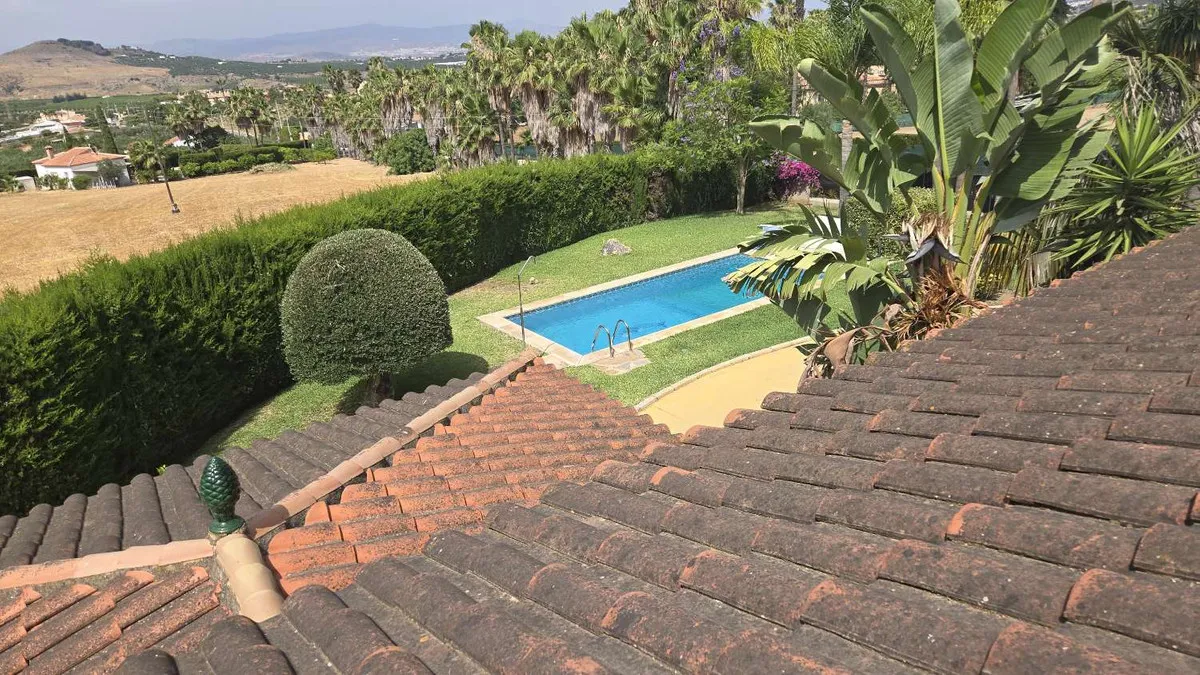 43da045b-60ab-4f6c-babf-87f0e4810023