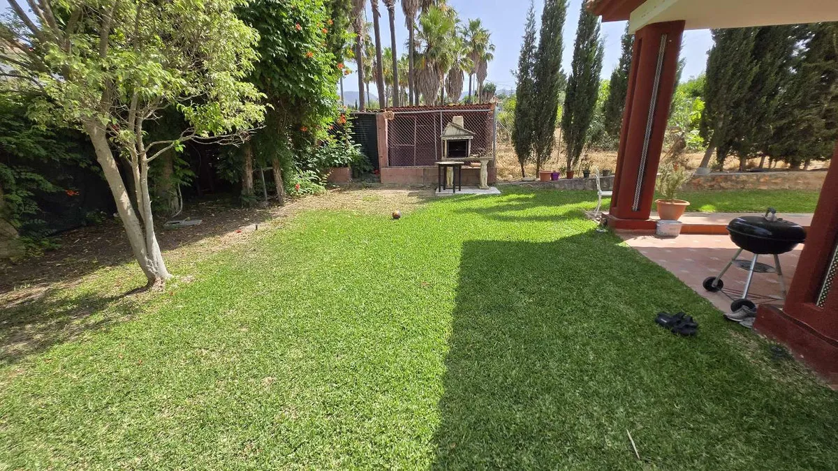 e6907526-c543-4f1e-8750-0b83d54e9995