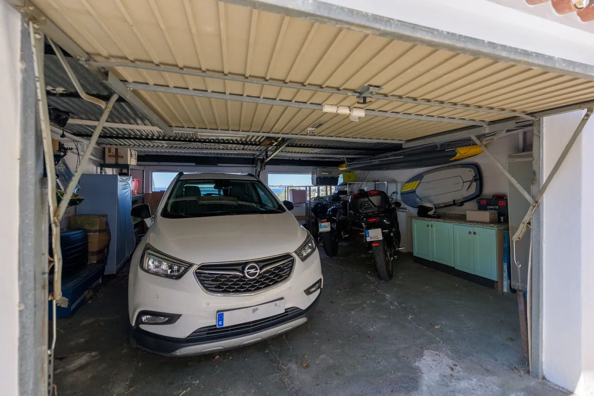 18c1aac7-4dea-43d3-a38d-7d32e3f0e556