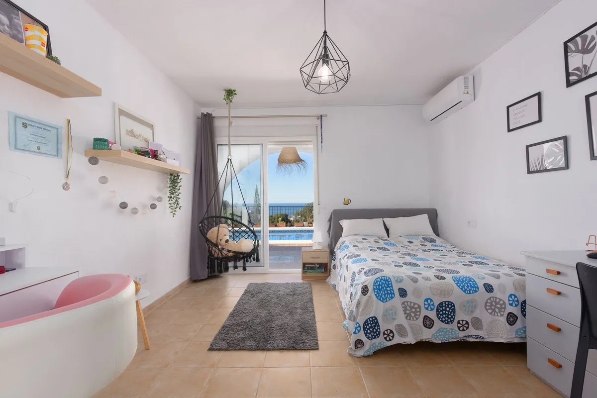 8c91ad22-bc68-4d90-ac52-aba682c9d217