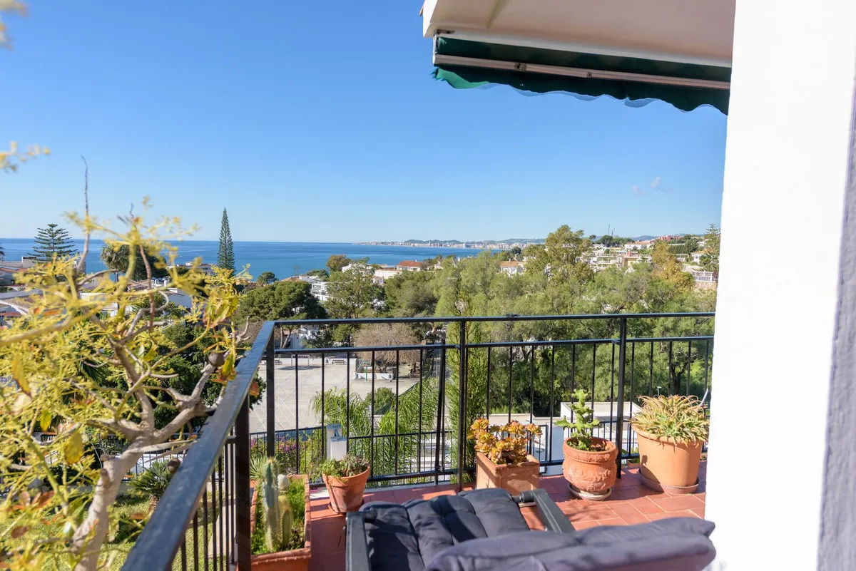 940ac28a-513f-451c-b5db-1b5079d00262