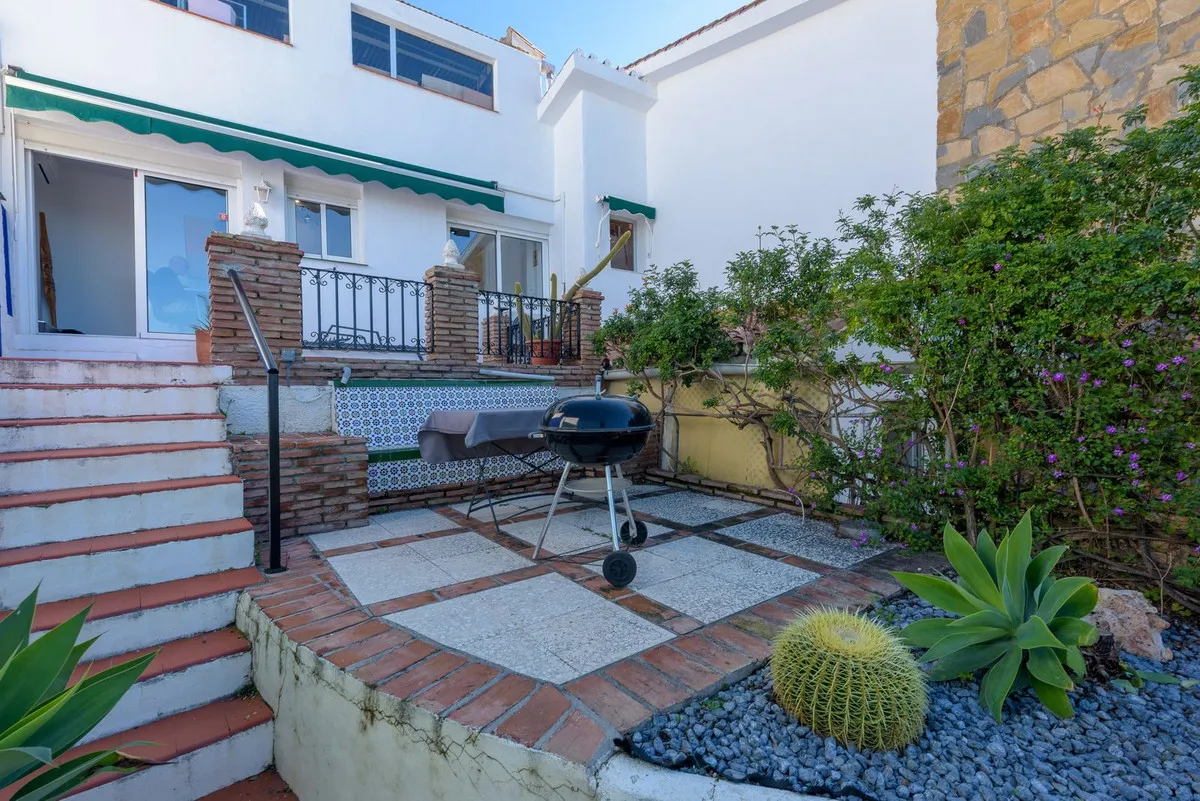 a9c91866-0828-4194-8a63-ce2057d69025