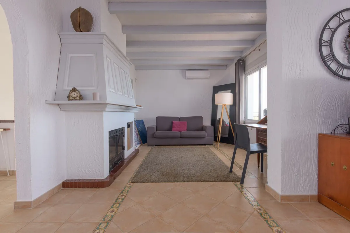 f2806f7c-b9dd-4fc4-b2cd-dc3469997913