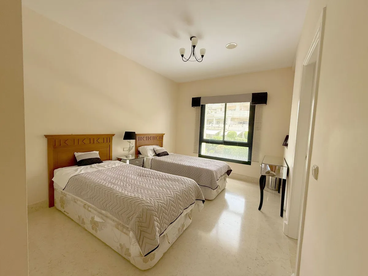 372b3c2e-337b-4715-9ce6-fbdb7703563b