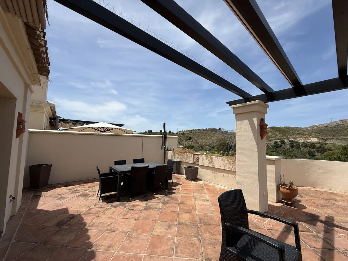 891a7689-fb3f-45a1-ae97-928b9641a126