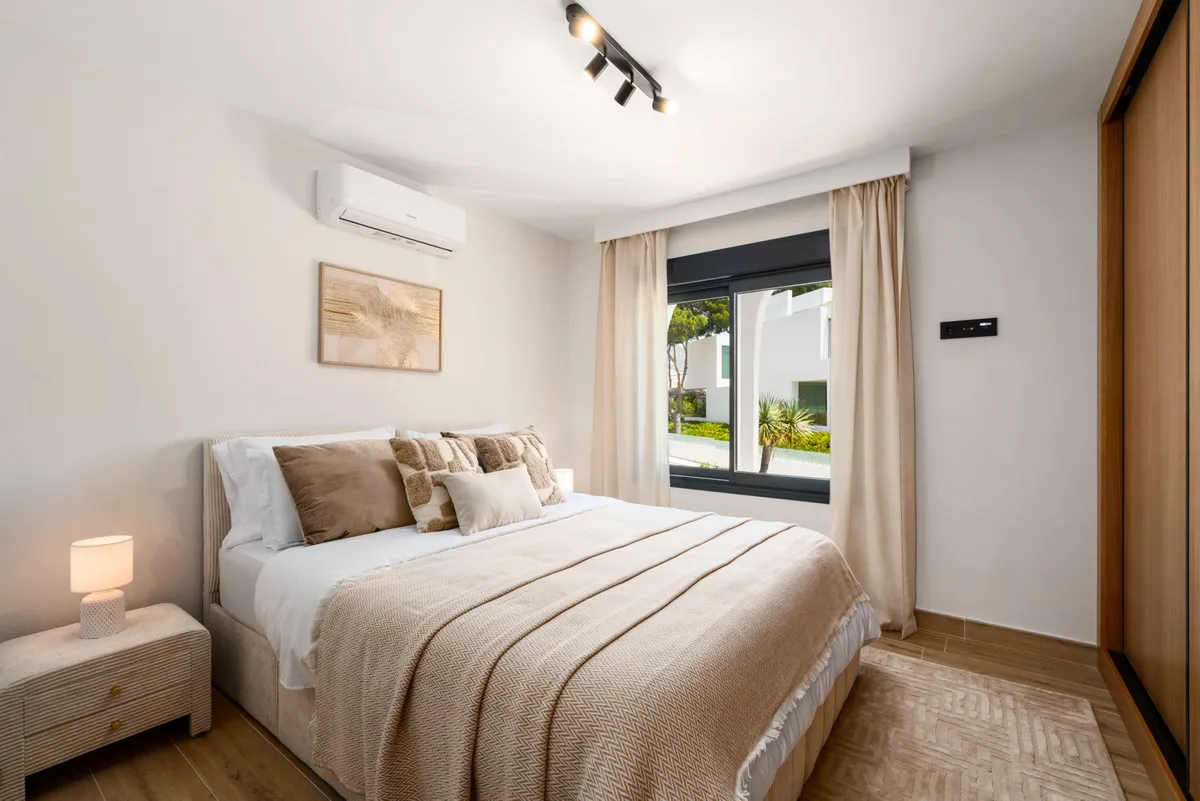 f03dbc8b-80ec-4599-bfe1-88e2f06a5ea2