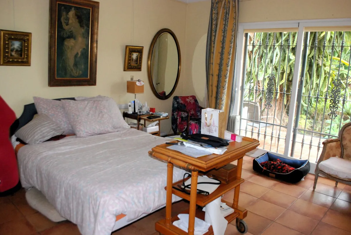 8dbcb5c7-cfd2-4d74-8c4c-e067cbdbda7f