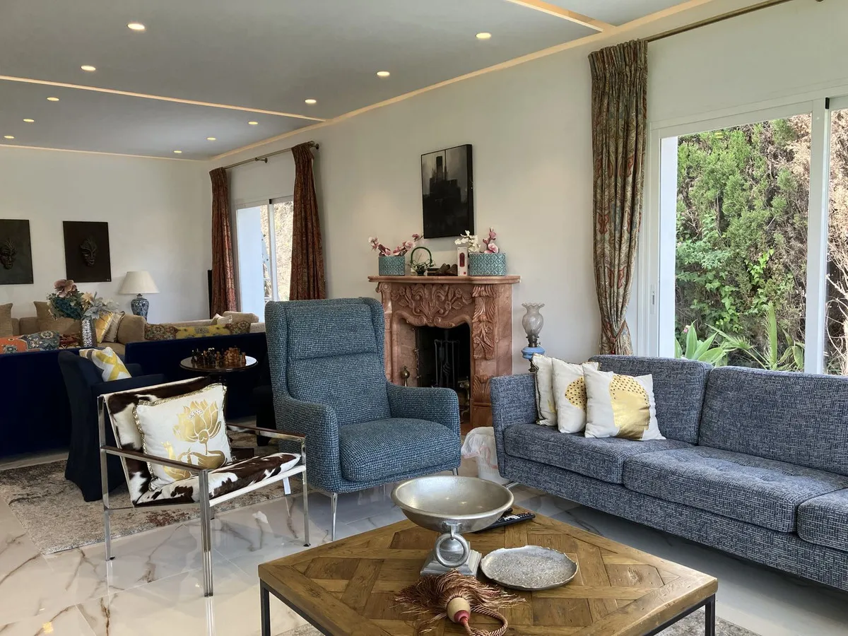 8c6b0f4a-66d4-43b9-803c-49ba49e2b486