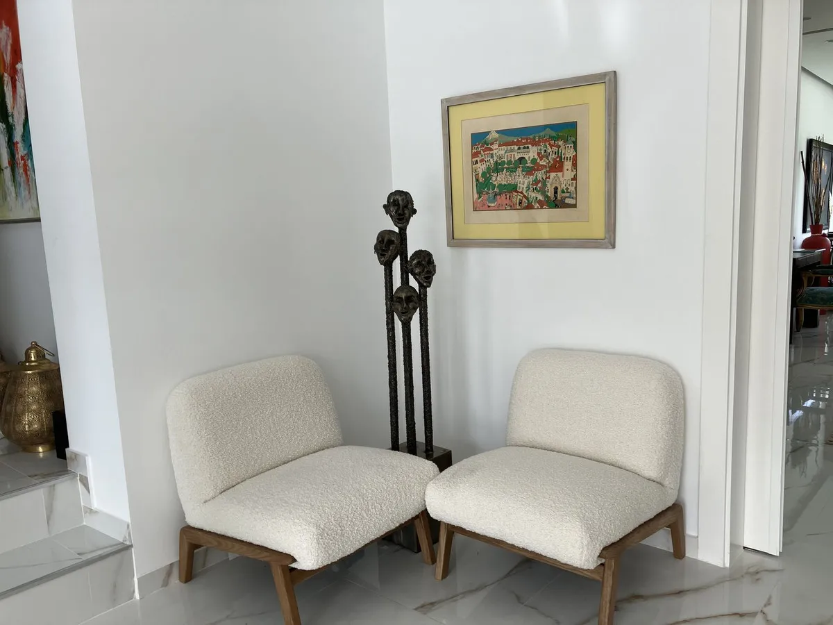 d19083ea-6783-4a8b-804b-7e89401ee220