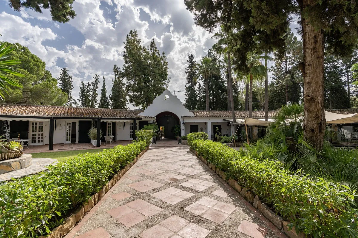 300608c0-bd41-4b8b-9e7b-c98007d9fe9c