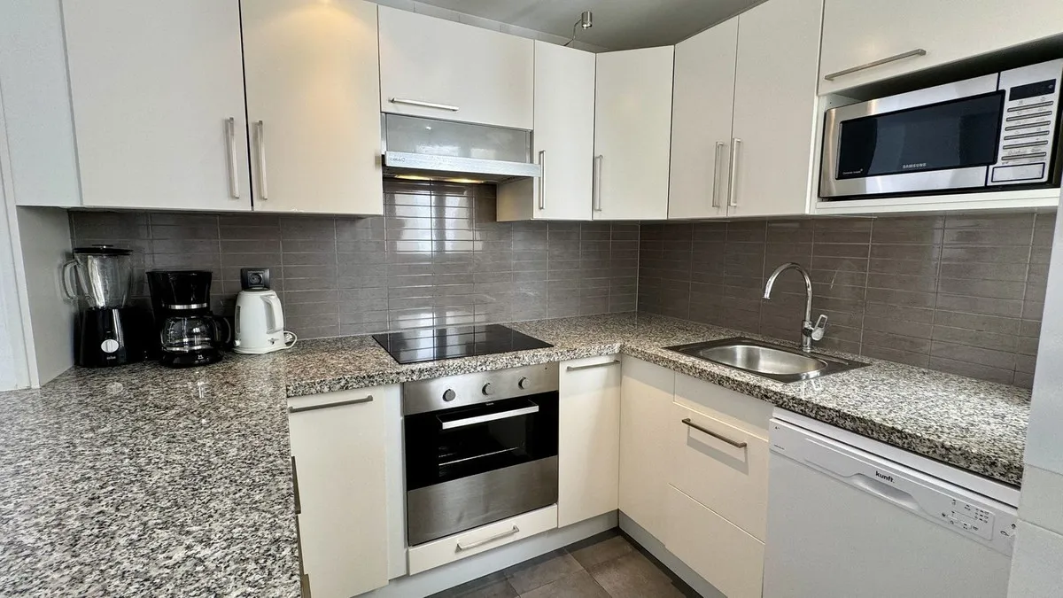 409a57db-99f7-48d2-84ce-71e3331f6378