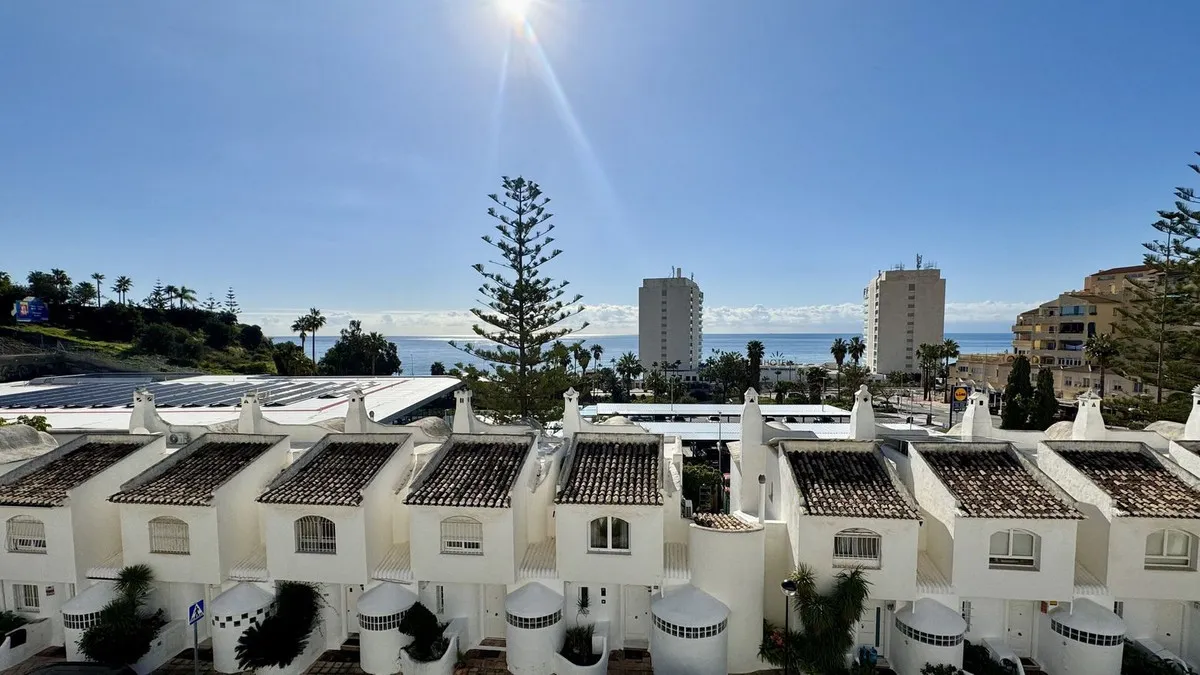 6c0b419e-63b7-4041-84db-73be33b6e1c9